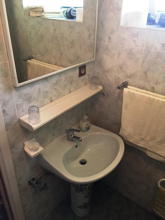 Apartments Ana+3 Šibenik Szoba fotó